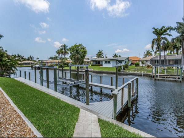 Stunning canal front house
