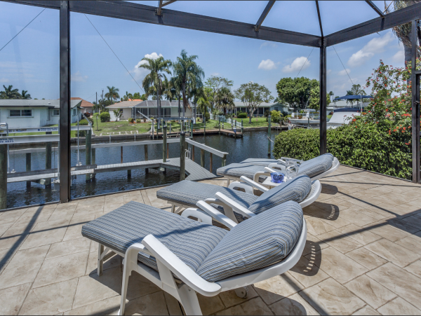 Stunning canal front house