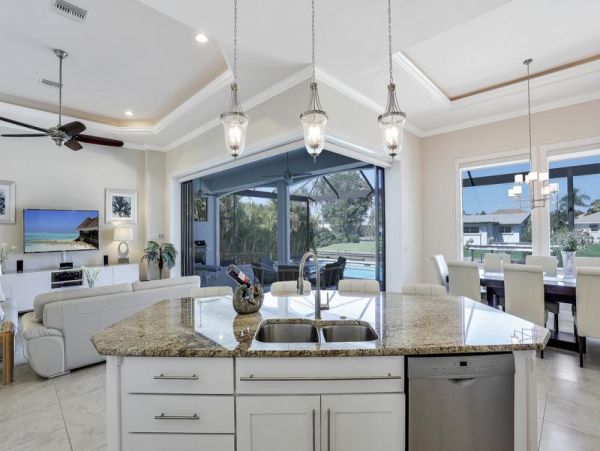 Stunning canal front house