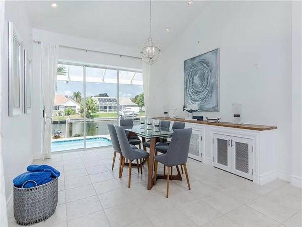 Canalfront Luxury Vacation Home in Cape Coral with Pool & Dock