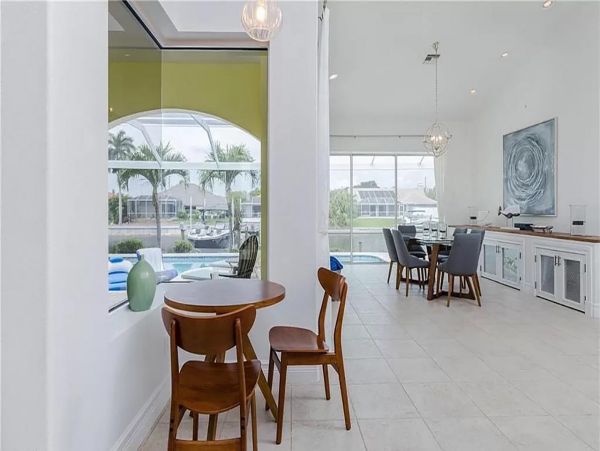 Canalfront Luxury Vacation Home in Cape Coral with Pool & Dock