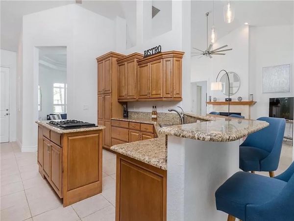 Canalfront Luxury Vacation Home in Cape Coral with Pool & Dock