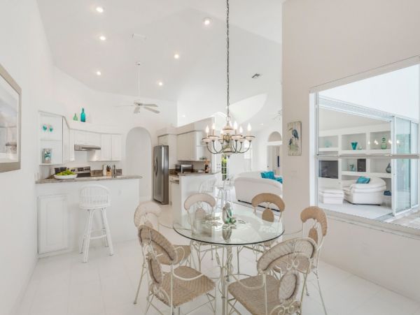 Waterfront 4 Bedroom Home with Pool in Cape Coral