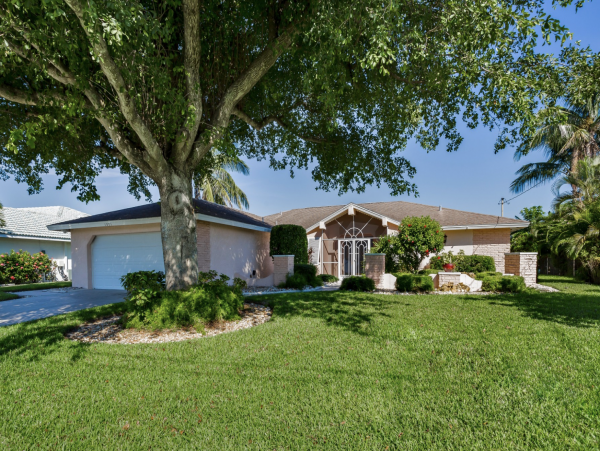 Cape coral Luxury Vacation Villa