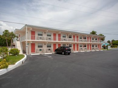 Venice Condo 928878