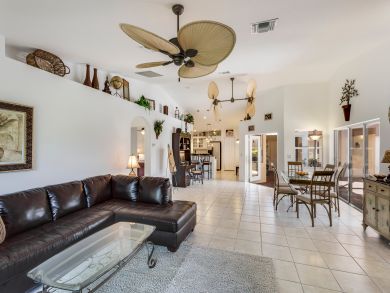 Main House & Guest Suite a lovely Cape Coral Rental