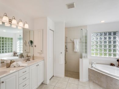 Main House & Guest Suite a lovely Cape Coral Rental