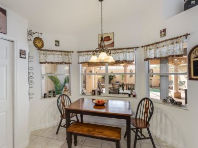 Main House & Guest Suite a lovely Cape Coral Rental
