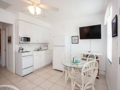 Venice Condo 928882