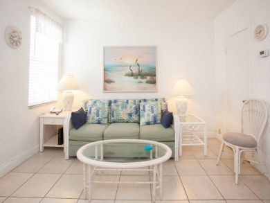 Venice Condo 928882