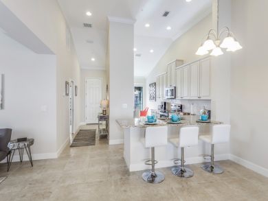 Naples Condo 928883 Naples Condo 928883