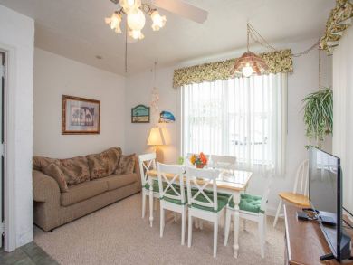 Venice Condo 928887 Venice Condo 928887