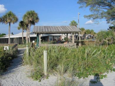 Venice Condo 928889