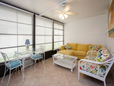 Venice Condo 928890
