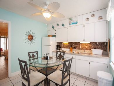 Venice Condo 928892