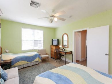 Venice Condo 928898