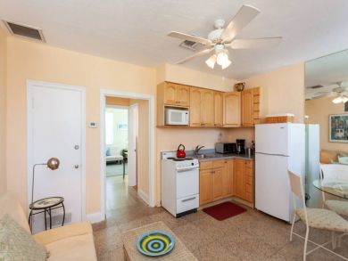 Venice Condo 928898