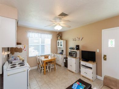 Venice Condo 928900 Venice Condo 928900