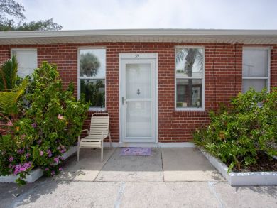 Venice Condo 928902