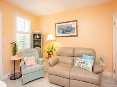 Venice Condo 928902