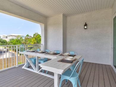 Stunning 5 Bedroom Home Private Pool Great Gulf Views!!