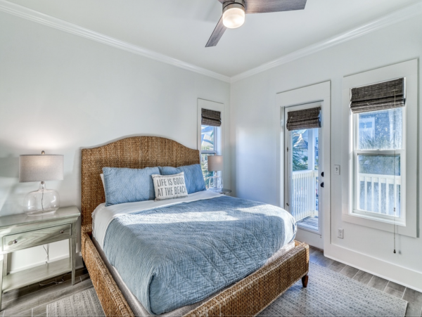 Seagrove Beach Six Bedroom Home One-Minute Stroll To the Beach