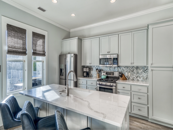 Seagrove Beach Six Bedroom Home One-Minute Stroll To the Beach