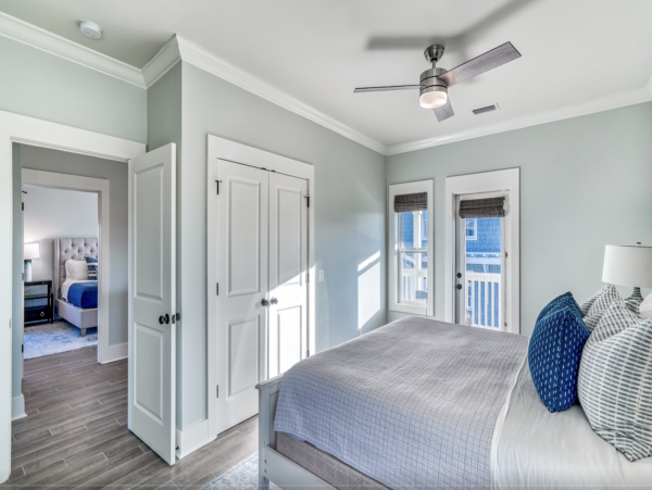 Seagrove Beach Six Bedroom Home One-Minute Stroll To the Beach