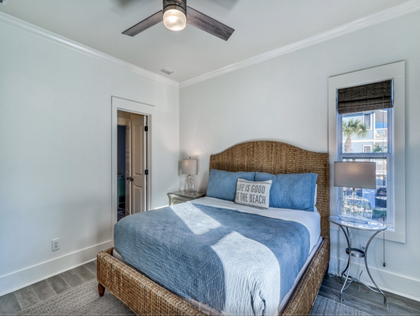 Seagrove Beach Six Bedroom Home One-Minute Stroll To the Beach
