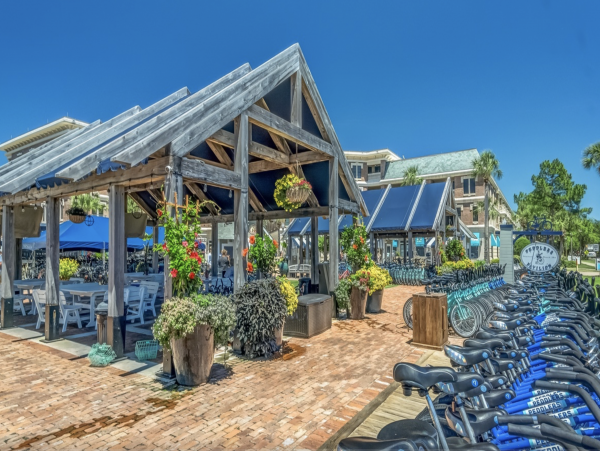 Seagrove Beach Six Bedroom Home One-Minute Stroll To the Beach