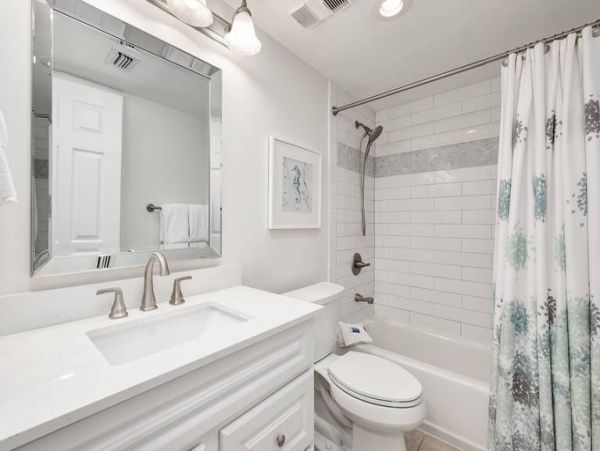 Beachfront Vacation 2 Bedroom Rental in Miramar Beach