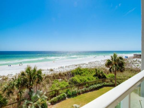 Beachfront Vacation 2 Bedroom Rental in Miramar Beach