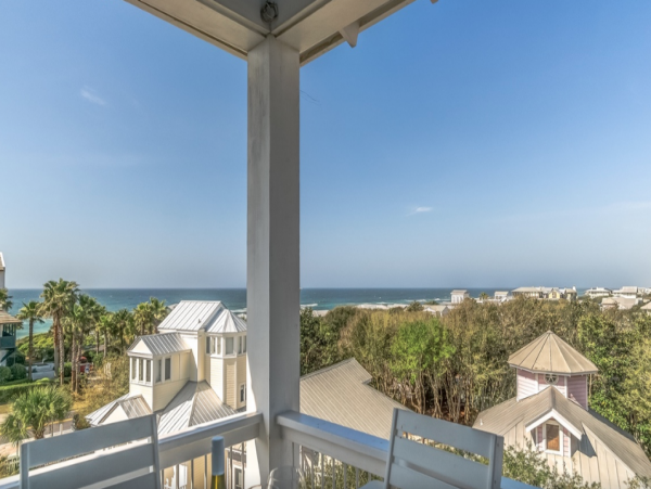 Charming Gulf View Retreat