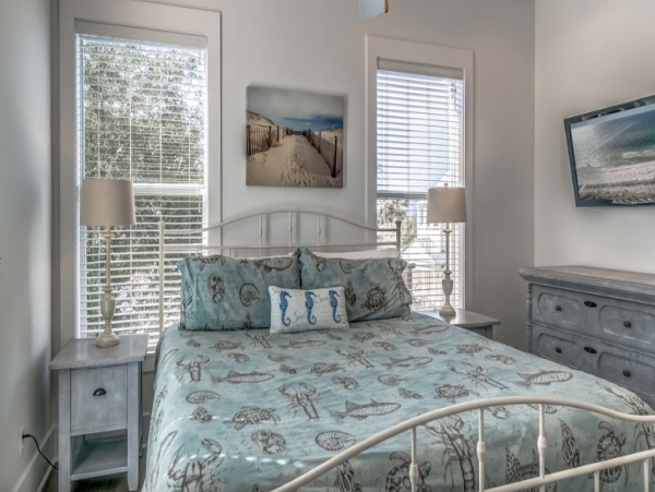 Charming Gulf View Retreat