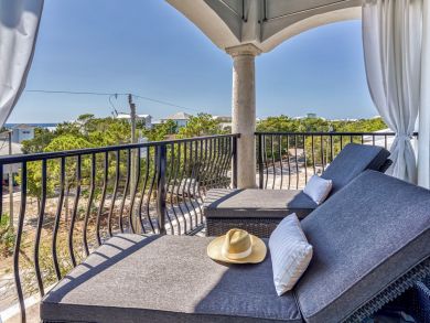 Stunning Gulf Views Luxury all The Way Stunning Gulf Views Luxury all The Way