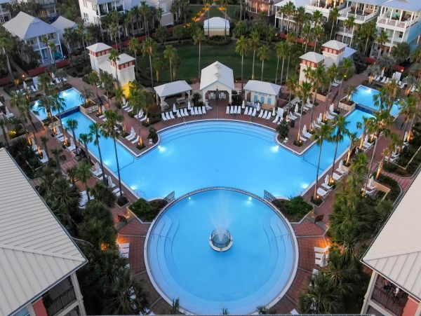 Five Bedroom Vacation Pool Home in Seacrest Beach Sleeps 18