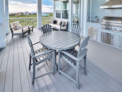 The Ultimate Beach Home 30 seconds to Inlet beach