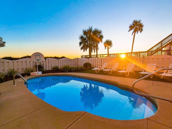 Amazing Gulf Views From This Inlet 6 Bedroom Beachfront Home