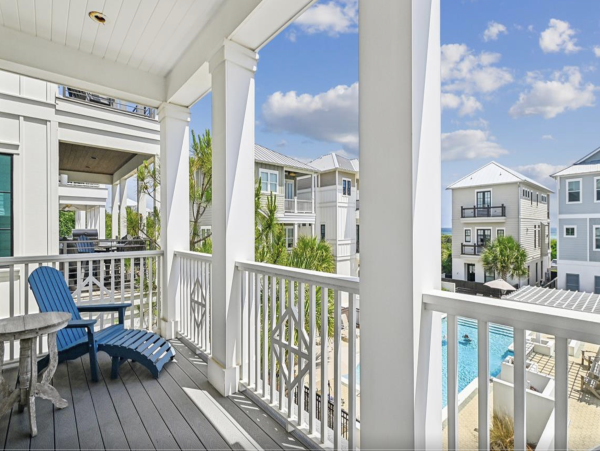 Stunning Rosemary Beach Vacation Residence Stroll to Beach!