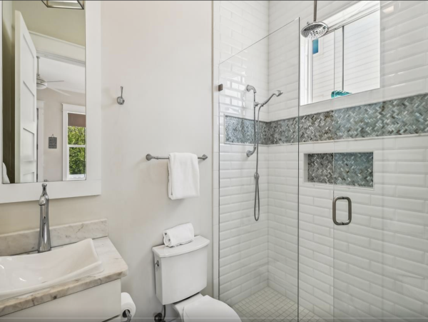Stunning Rosemary Beach Vacation Residence Stroll to Beach!