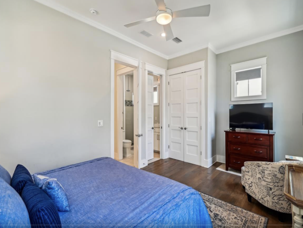 Stunning Rosemary Beach Vacation Residence Stroll to Beach!