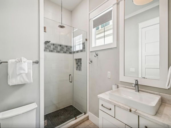 Stunning Rosemary Beach Vacation Residence Stroll to Beach!