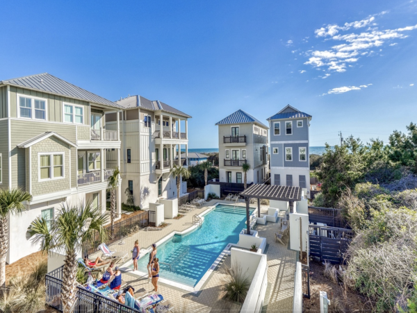 Stunning Rosemary Beach Vacation Residence Stroll to Beach!