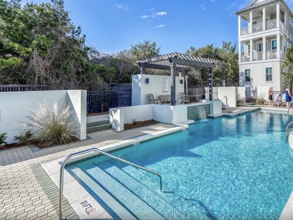 Stunning Rosemary Beach Vacation Residence Stroll to Beach!