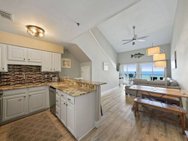 Beautiful Gulf Front Vacation Condo Sleeps Seven Guests