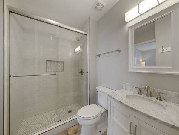Beautiful Gulf Front Vacation Condo Sleeps Seven Guests