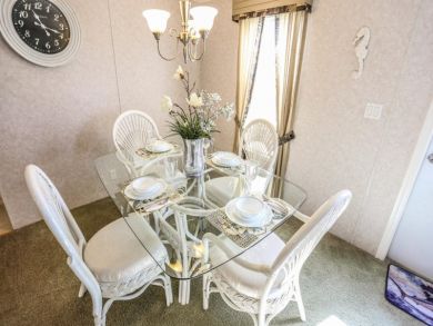 Fort Myers Vacation Home Sleeps Four Guests