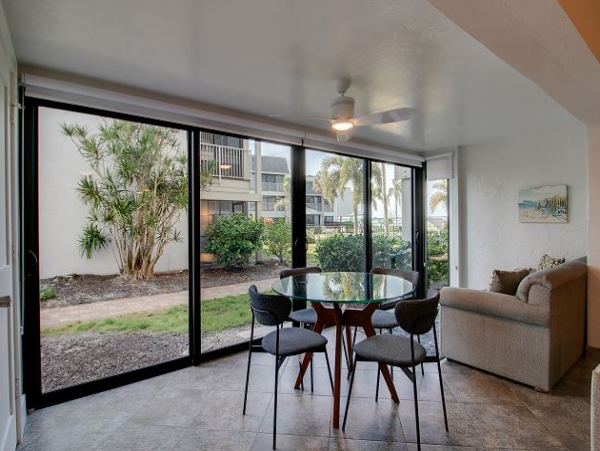 Three Bedrooms Walk to Beach Rental Condo in Sanibel