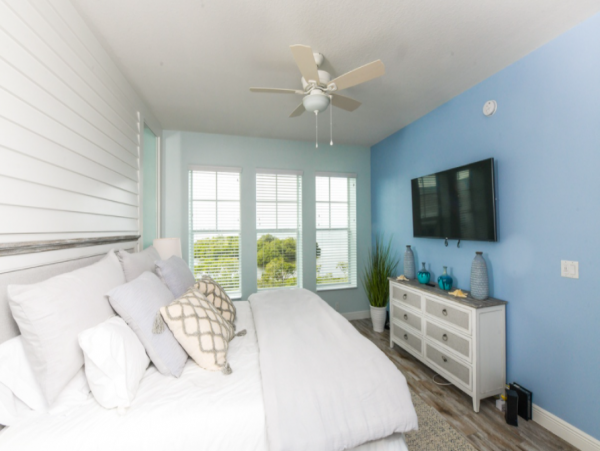 Anna Maria Waterfront Condo Sleeps 7 Guests