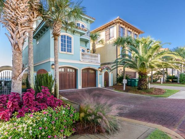Destin Luxury Five Bedroom Vacation Home On Beach Gulf Views